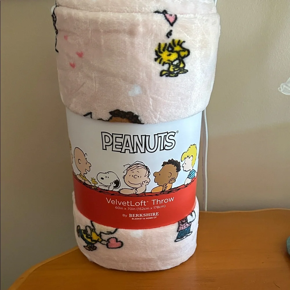 Peanuts Pink Plush Throw Blanket with Woodstock & Friends